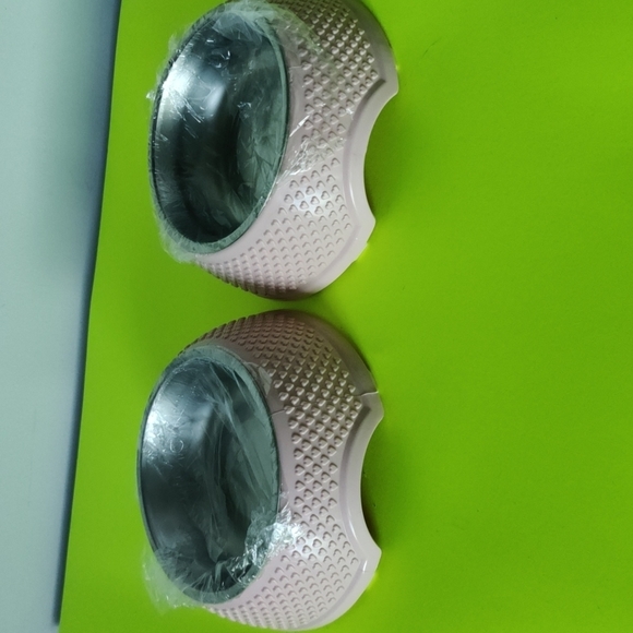 2 Pink heart pet bowls set - Picture 2 of 7